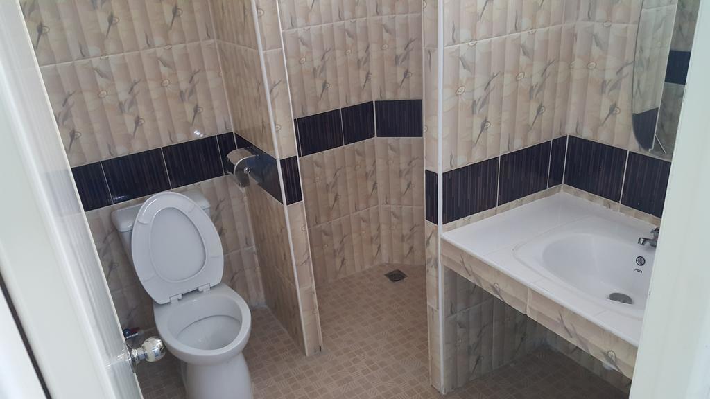 Phloenlom Chomdao Hotel Bankha Kültér fotó